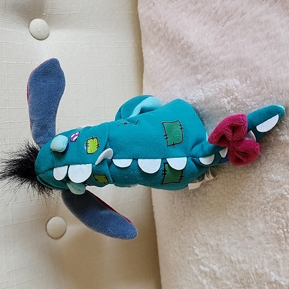 Eeyore "Dinosaur" - Picture 2 of 4